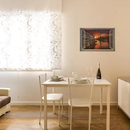 Corso House 아파트